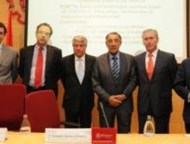 Santos Campano pide apoyo para los sectores que más sufren los impagos