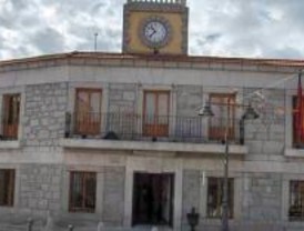 Moralzarzal acoge una feria con el objetivo de fomentar el comercio local