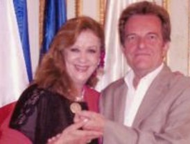 Olga María Ramos recibe la Medalla de Plata de la ciudad de Burdeos