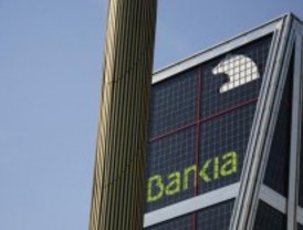 Bankia se desploma casi un 20%