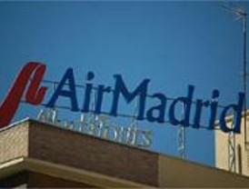 Air Madrid devolverá el precio íntegro de los billetes a los viajeros afectados por el cierre
