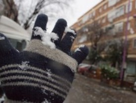 Un lunes de heladas con nieve en la sierra