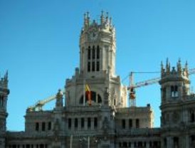 El Ayuntamiento se compromete a agilizar la tramitación de licencias