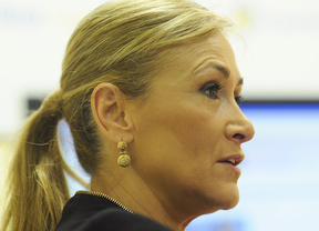 Cifuentes, aún grave, permanece en la UCI