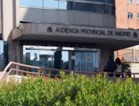 El fiscal retira el delito de tenencia ilícita de armas a 11 neonazis
