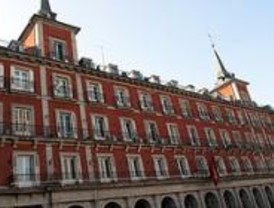 Los vecinos recogen firmas contra la transformación de la Casa de Carnicería en hotel