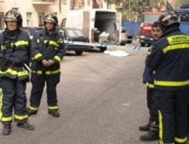 Muere al manipular un objeto en su furgoneta