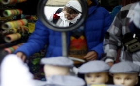 Una pradera con peras, manzanas y 'Dyc' del santo