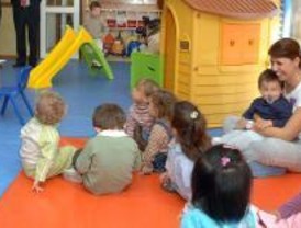 Madrid creará 406 empleos estables en escuelas infantiles