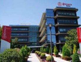 Rusia y Turquía presentan a los madrileños el potencial económico de sus territorios