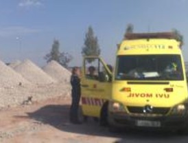 Dos hombres heridos por descarga eléctrica al coger cobre en Fuenlabrada
