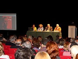La Feria del Libro de Alcorcón homenajea a Miguel Hernández