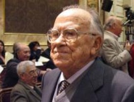 Santiago Carrillo, dado de alta tras un chequeo cardiovascular