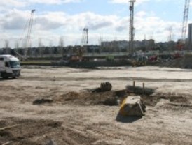 El edil de Coslada visita las obras del Corte Inglés