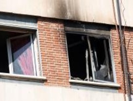 Un muerto y tres heridos en un incendio de una casa del Barrio del Pilar