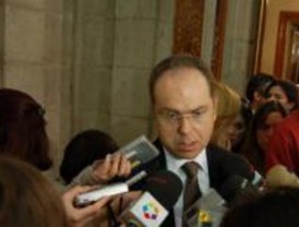 Bravo pide a Zapatero reformar la financiación local