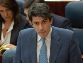 El PP acusa al PSOE de no respetar a los 'castellano-parlantes'