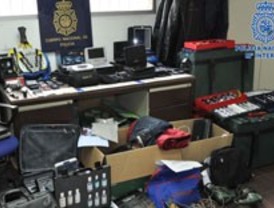 Detenidos por robar en varios parkings