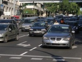 El frío dificulta el tráfico de este martes