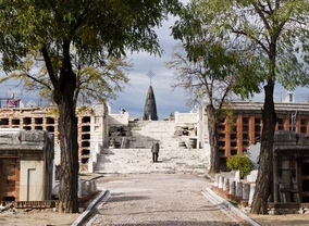 El Ayuntamiento contrata un estudio para poner en valor el cementerio de La Almudena