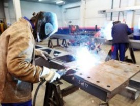 La tasa de empleo masculina supera en 14 puntos a la femenina