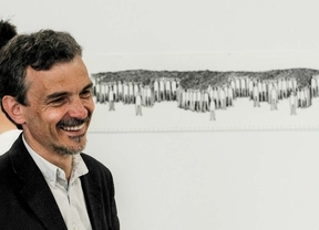 López cree que un presidente de la Asamblea de Podemos o C's sería "una buena noticia para la democracia"