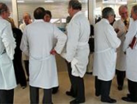 Médicos interinos de la sanidad pública denuncian su 'inestabilidad laboral'