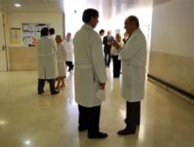 Médicos 'Antiburocracia' piden que los médicos de urgencias puedan recetar