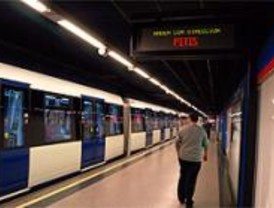 Tres heridos leves al descarrilar un convoy de metro en la estación de Cartagena