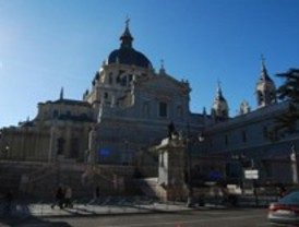 Los Príncipes de Asturias asistirán a la misa funeral por Fraga en la Catedral de La Almudena