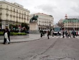 Una guía propone conocer Madrid dando un paseo