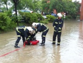 61 intervenciones de los bomberos por la tormenta