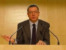 Gallardón compatibilizará la Alcaldía con la dirección del PP