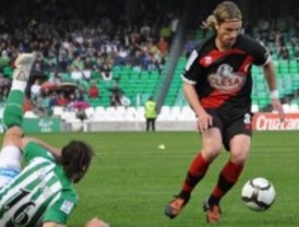 Reyerta entre rayistas y béticos en Sevilla