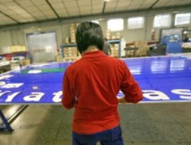 Los sindicatos denuncian el incremento de contratos temporales y piden a Aguirre que actúe