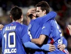 Un sólido Getafe domina al Atlético en el Coliseum