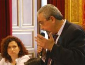 Pérez pide una ventanilla que trate la memoria histórica