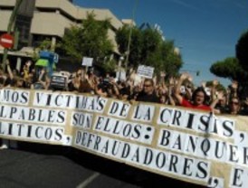 Los sindicatos se concentran por cuarta vez frente a Hacienda