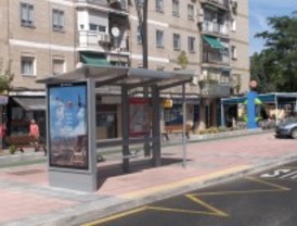 Paradas de bus con paneles electrónicos en Getafe