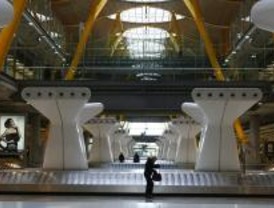 Blanco reconoce que el apagón de la T-4 de Barajas 'no fue grave y sí preocupante'