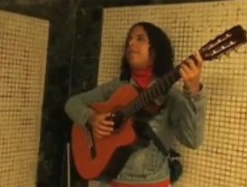 Amputan el brazo a la invidente que cayó a las vías del Metro