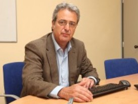 'La solución a la crisis pasa por el empleo estable'