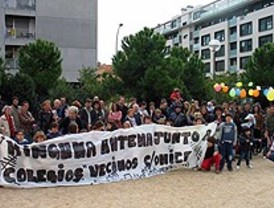Vecinos de Arganzuela protestan por la instalación de antenas camufladas