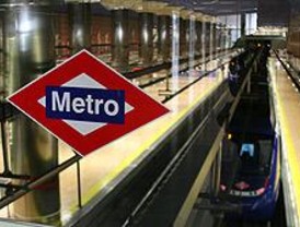 Discapacitados intelectuales aprenden a manejarse en el Metro
