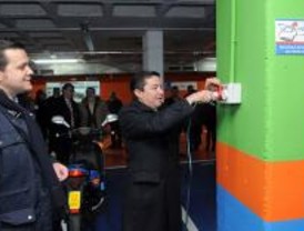 La red de enchufes para coches estará a finales de 2010