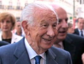 Medalla de Honor a la duquesa de Alba y una calle a Samaranch