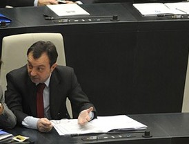 Gallardón se va a la francesa