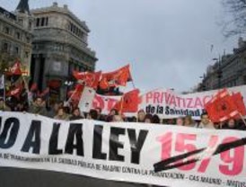 Más de 2.000 manifestantes por la sanidad pública