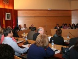 Las Rozas condena la violencia de género