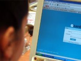 Detenido un joven por coaccionar y amenazar por internet a una menor de Madrid